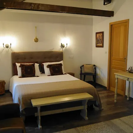 Le Chemin Frühstückspension Challignac