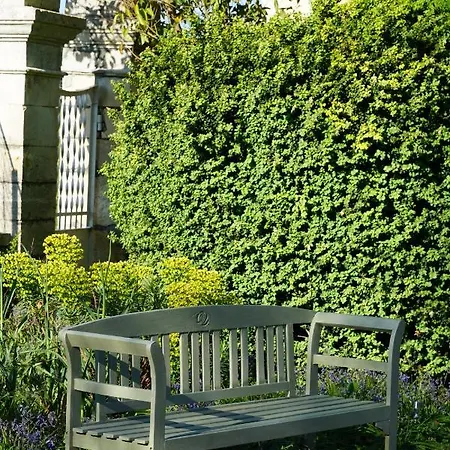 Le Chemin Bed & Breakfast 4*