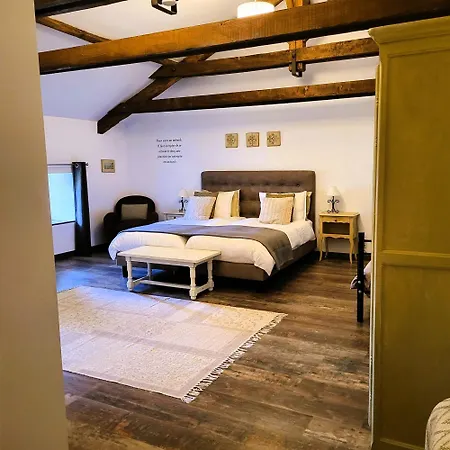 Frühstückspension Le Chemin 4*