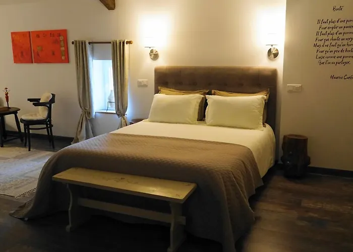 Le Chemin Bed & Breakfast Challignac