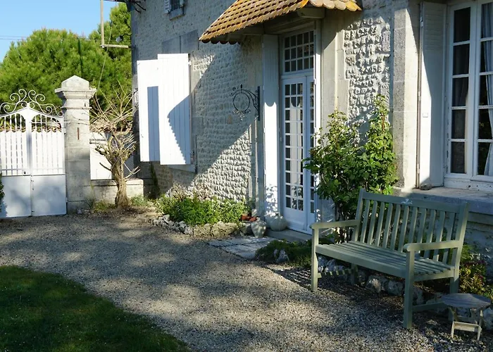 Alojamento de Acomodação e Pequeno-almoço Le Chemin Challignac