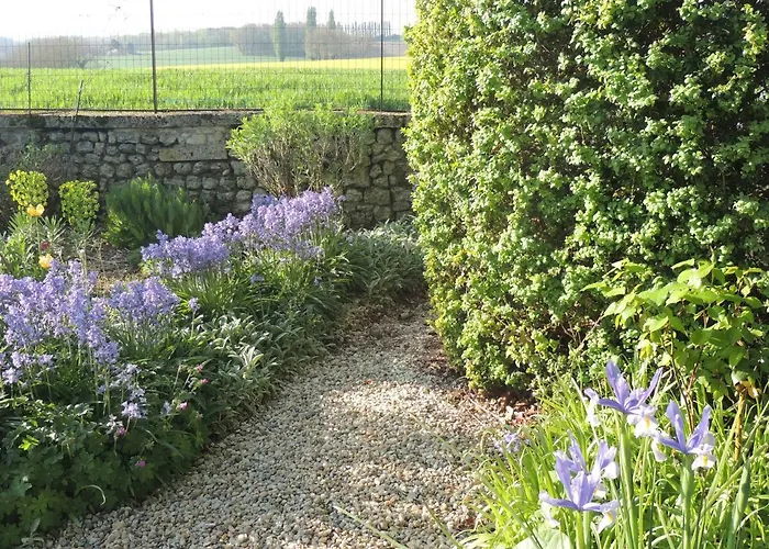 Le Chemin Bed & Breakfast 4*