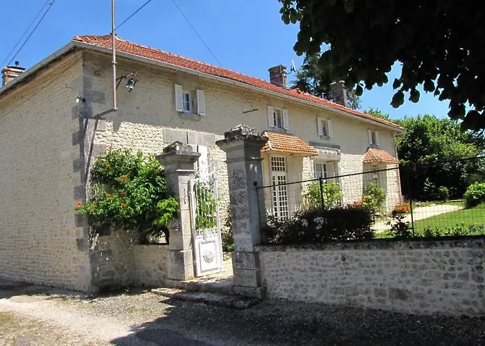 Le Chemin Bed & Breakfast Challignac